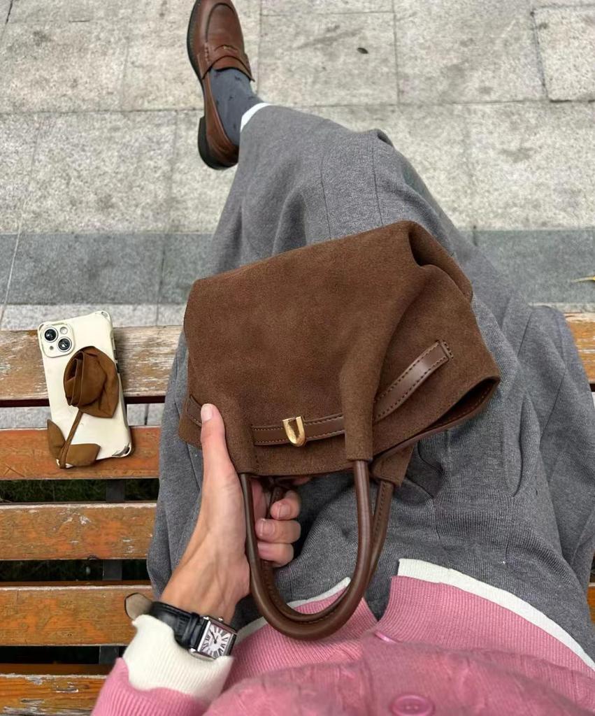 Sametová sluneční taška: Nová 2024 Ruční a Ramenní Crossbody pro Ženy