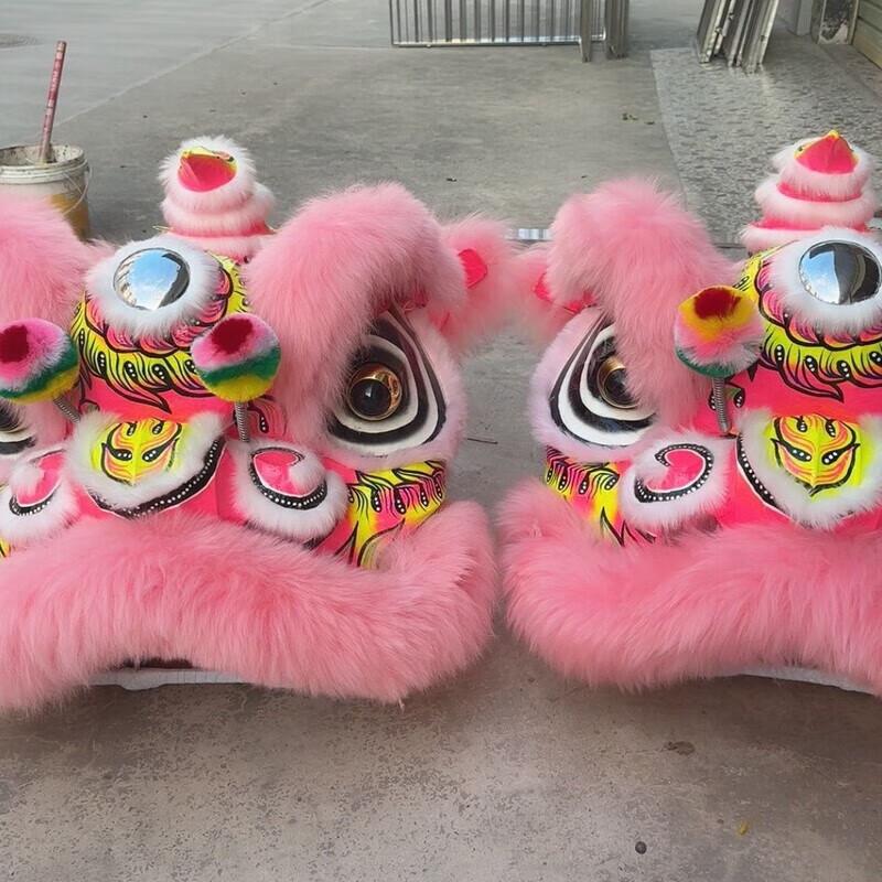 Yi Shunda Foshan Bamboo Woven Southern Lion Dance Head