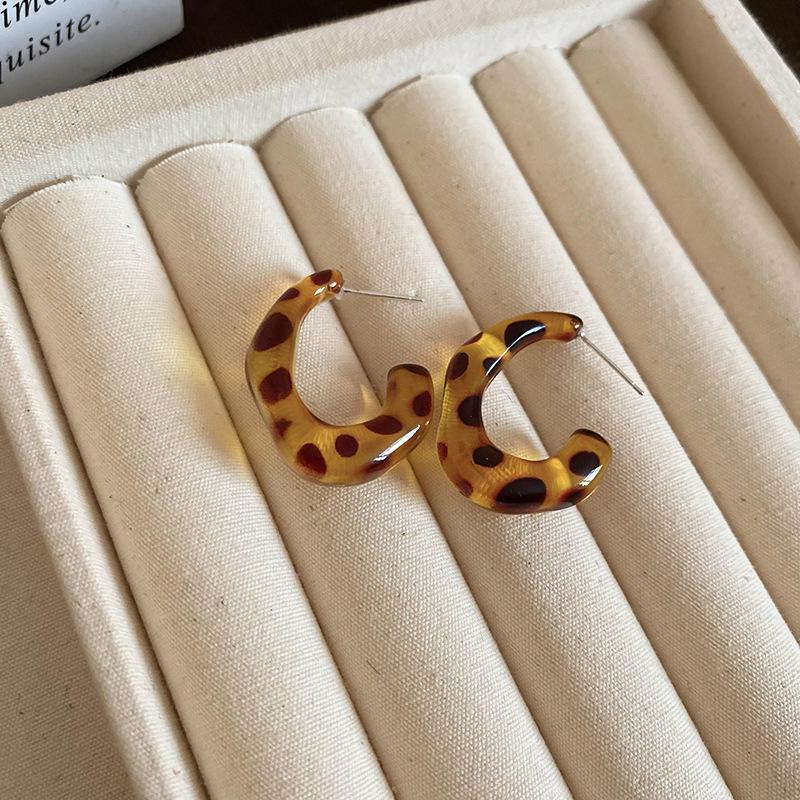 Geometric Leopard Print Heart Flower Stud Earrings - Retro & Versatile Luxury for Women