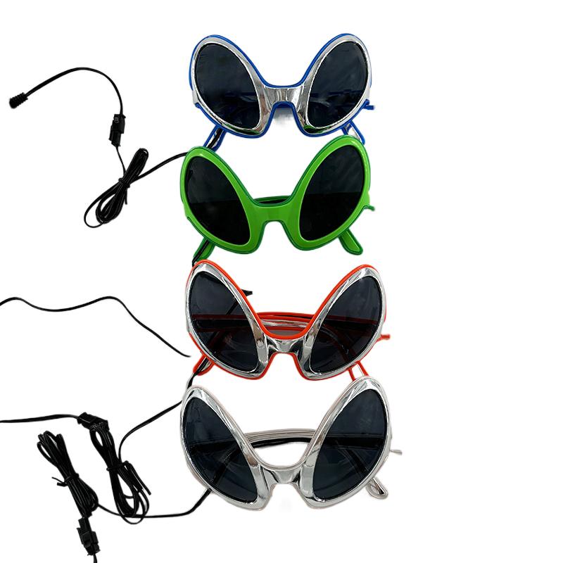 Occhiali da Sole Alieno LED Divertenti Accessori Costume Lenti Nere Occhiali Luminosi per Donne Uomini Bambini Bambine Occhiali per Halloween