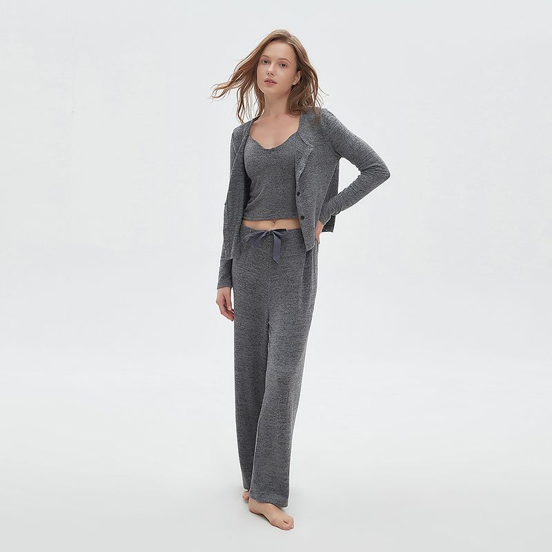 

Фактурная серая пряжа Длинные рукава Домашняя одежда Весна и Осень Пижама с подкладкой Женский комплект из трех предметов: майка, вязаный кардиган, брюки. Можно носить как верхнюю одежду Deep flower Gray L