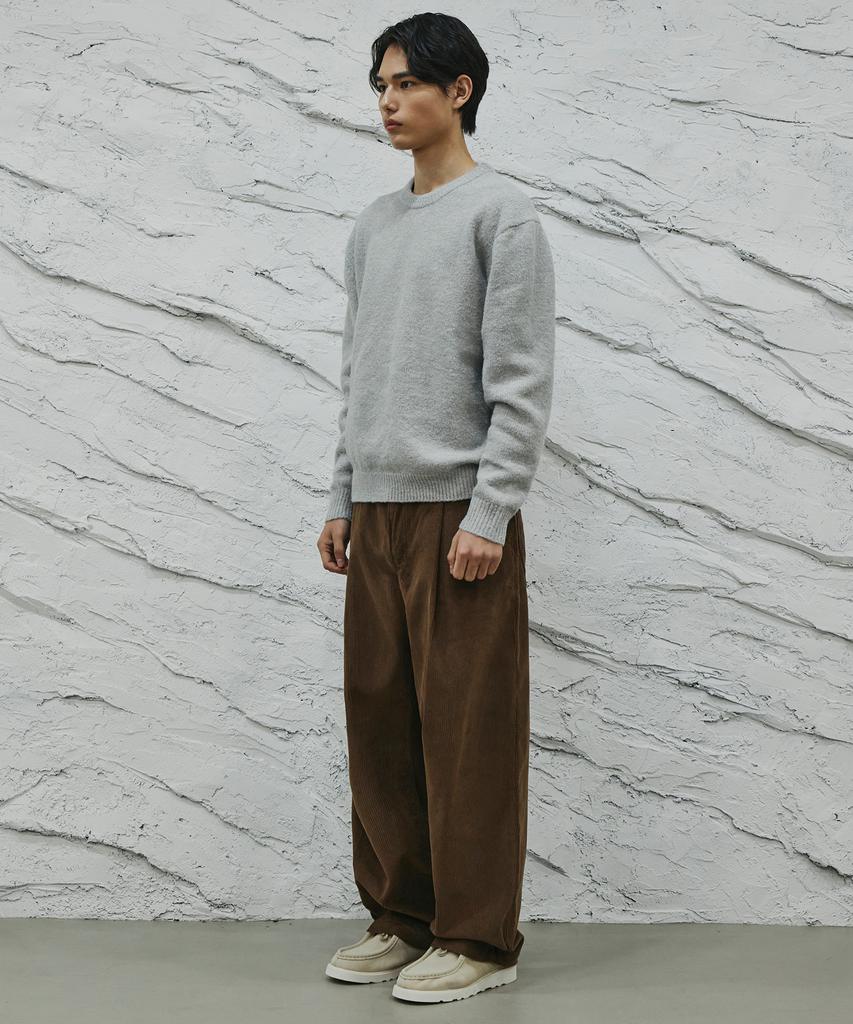 SIGNATURE Single-Pleat Corduroy Wide Pants [Brown]