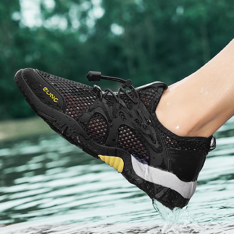 2025 Sommer neue Bachschuhe Herren schnelltrocknend großes Mesh Gummiband Watschuhe hohles atmungsaktives Mesh Sportsandalen