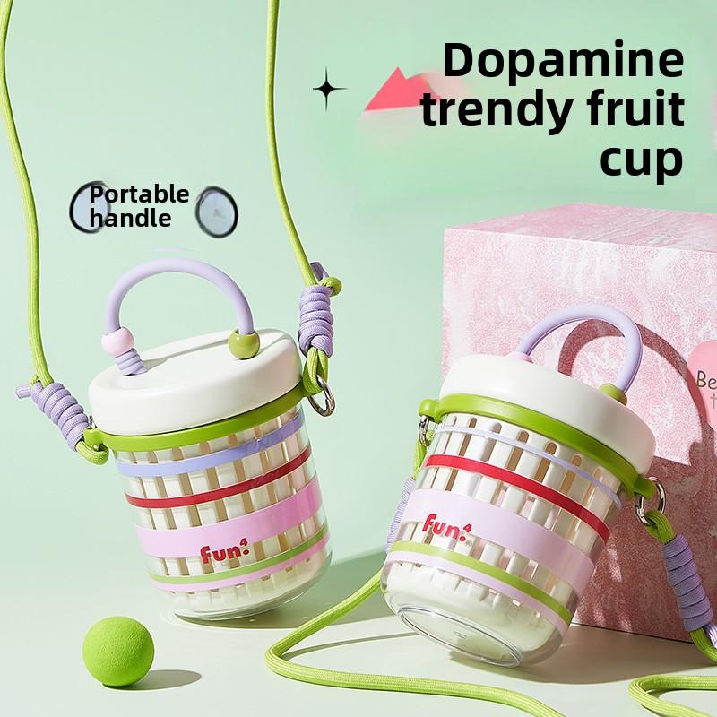 Portable Fruit Cup with A Back Rope and Fork, Large-capacity Salad Cup for Primary School Students