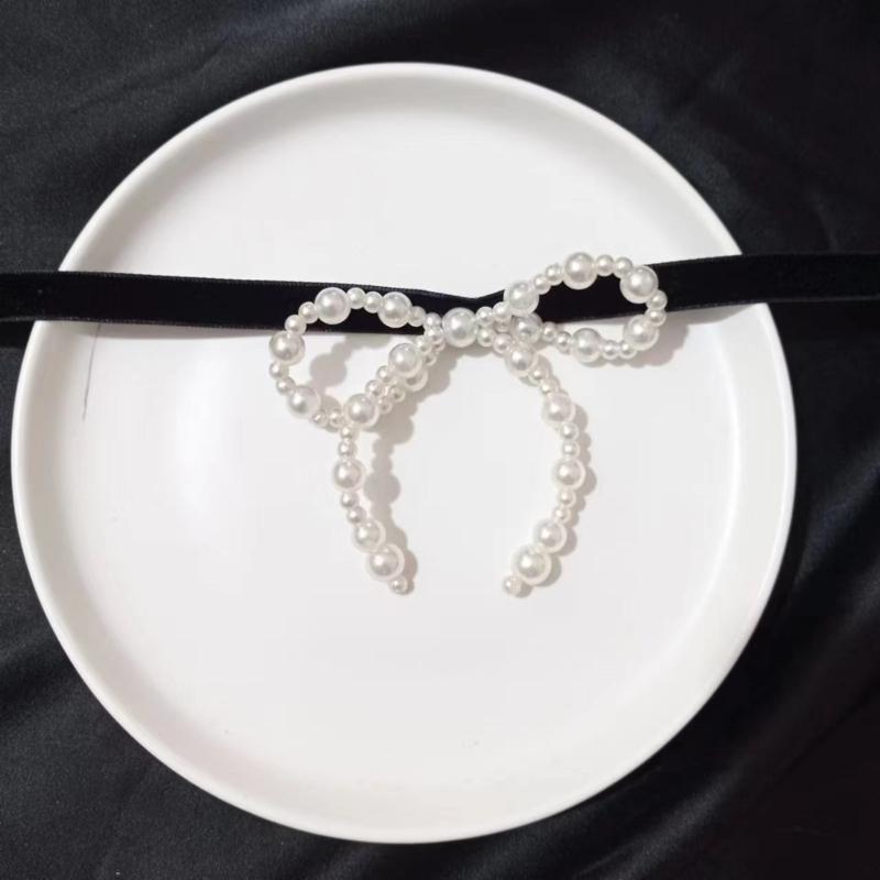 Elegant Bowknot Necklace Unique Perals Bowknot Pendant Necklace Accessories Stylish Ladies Choker Adornment for Women