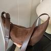 Large capacity bag women's autumn new casual messenger bag women's high value sense niche commuter dumpling bag