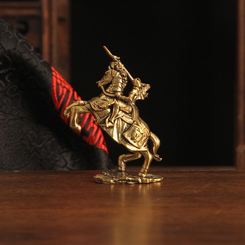 Cross-border Exclusive Female Knight Figurine on Horse - Changeable Image Desktop Copper Craft