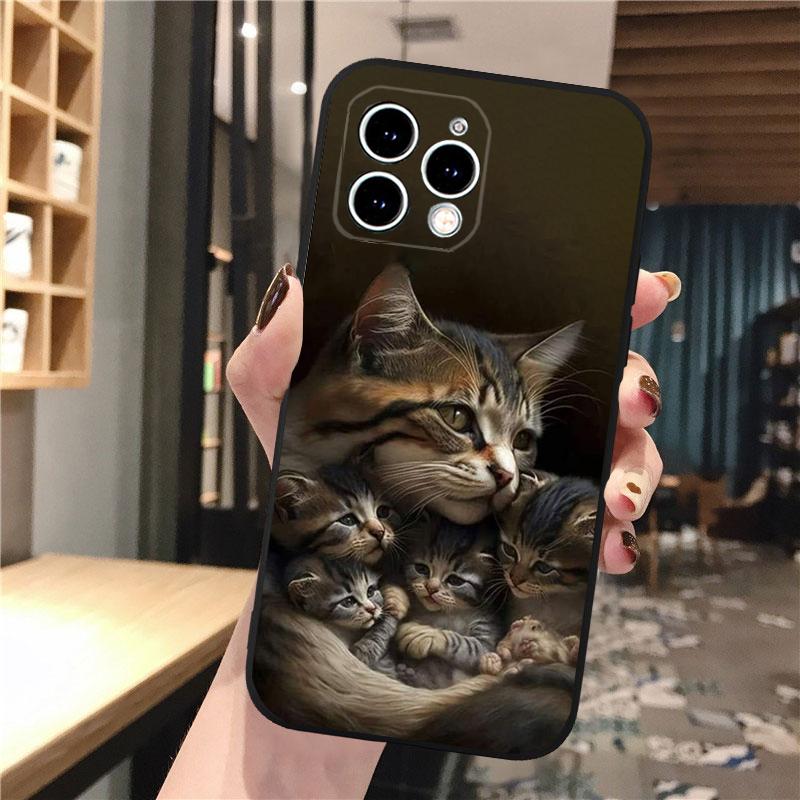 Cute baby kitten Cat Phone Case For iphone 17 Pro Max Air 16 15 14 13 Pro Max 15 16 Pro 15Plus Shell