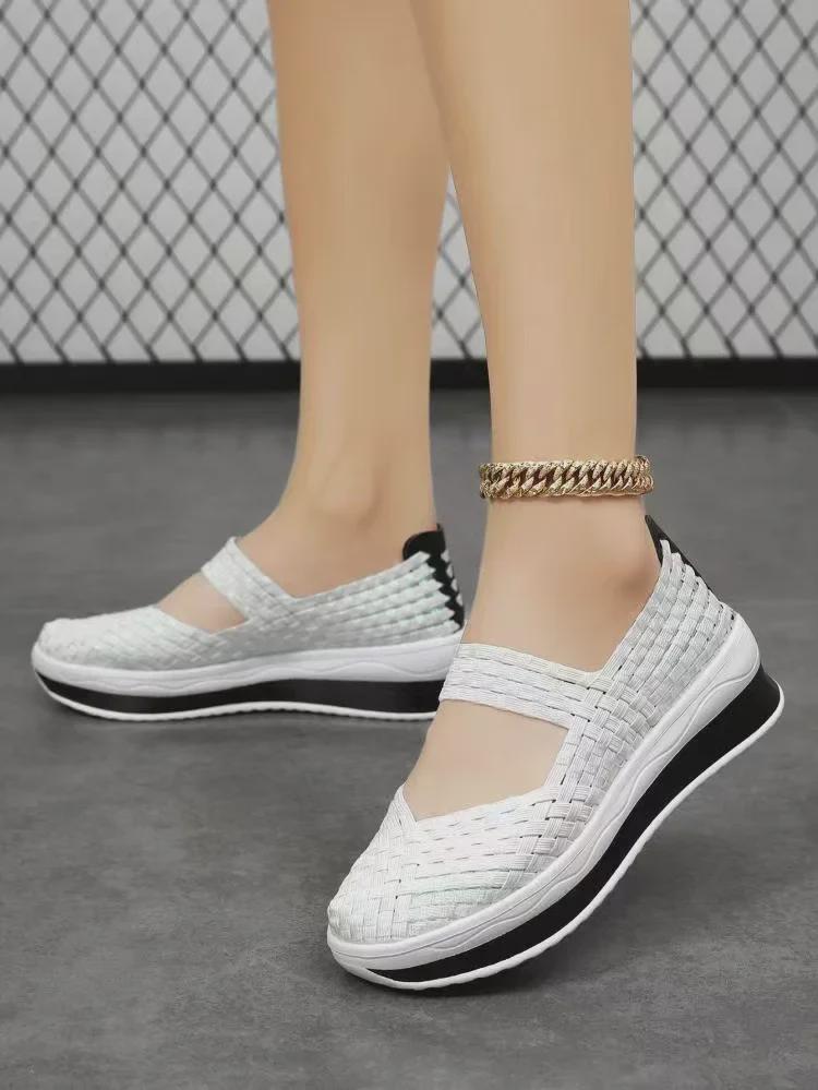 Sandales compensées tissées légères de grande taille à bout ouvert