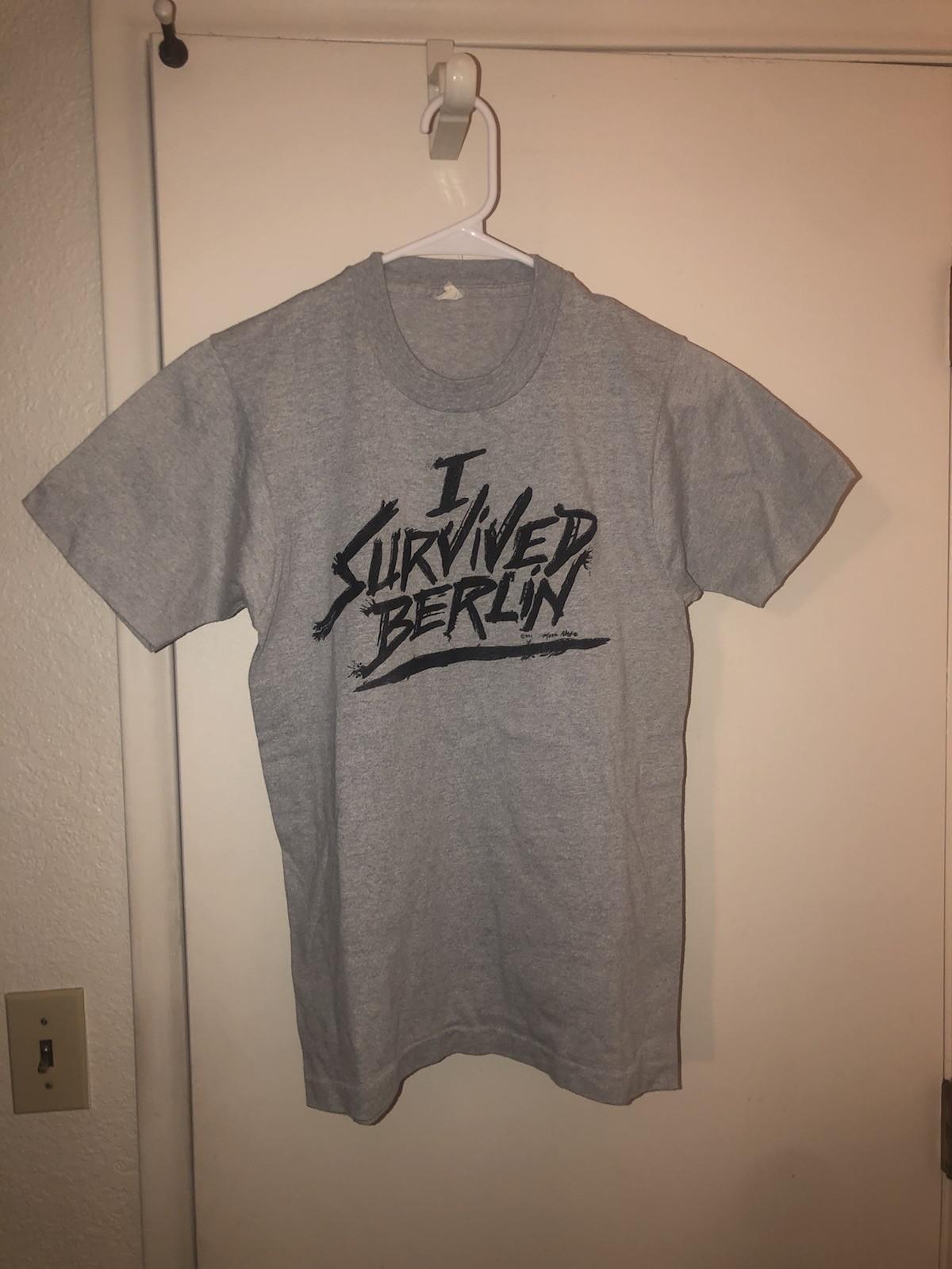 Vintage 1982 I Survived Berlin Sz Small The Wall Cold War Punk 80s RARE Unisex T-Shirt S