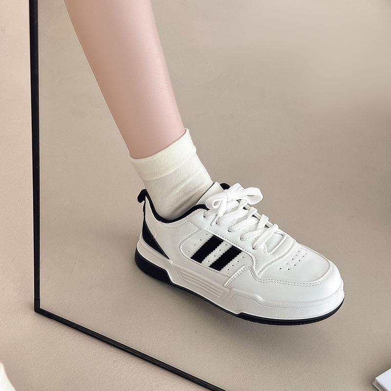 

Autumn new foreign trade large size cotton shoes sports shoes spot dopamine casual white shoes 40