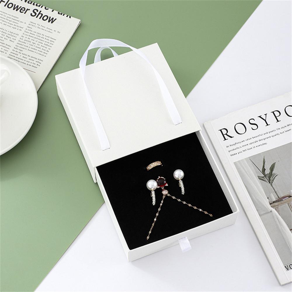 

Paper Pull-Out Drawer Jewelry Box Handheld Jewelry Packaging Case Wearing Armor Ring Earring Necklace Storage Gift Box Wholesale белый