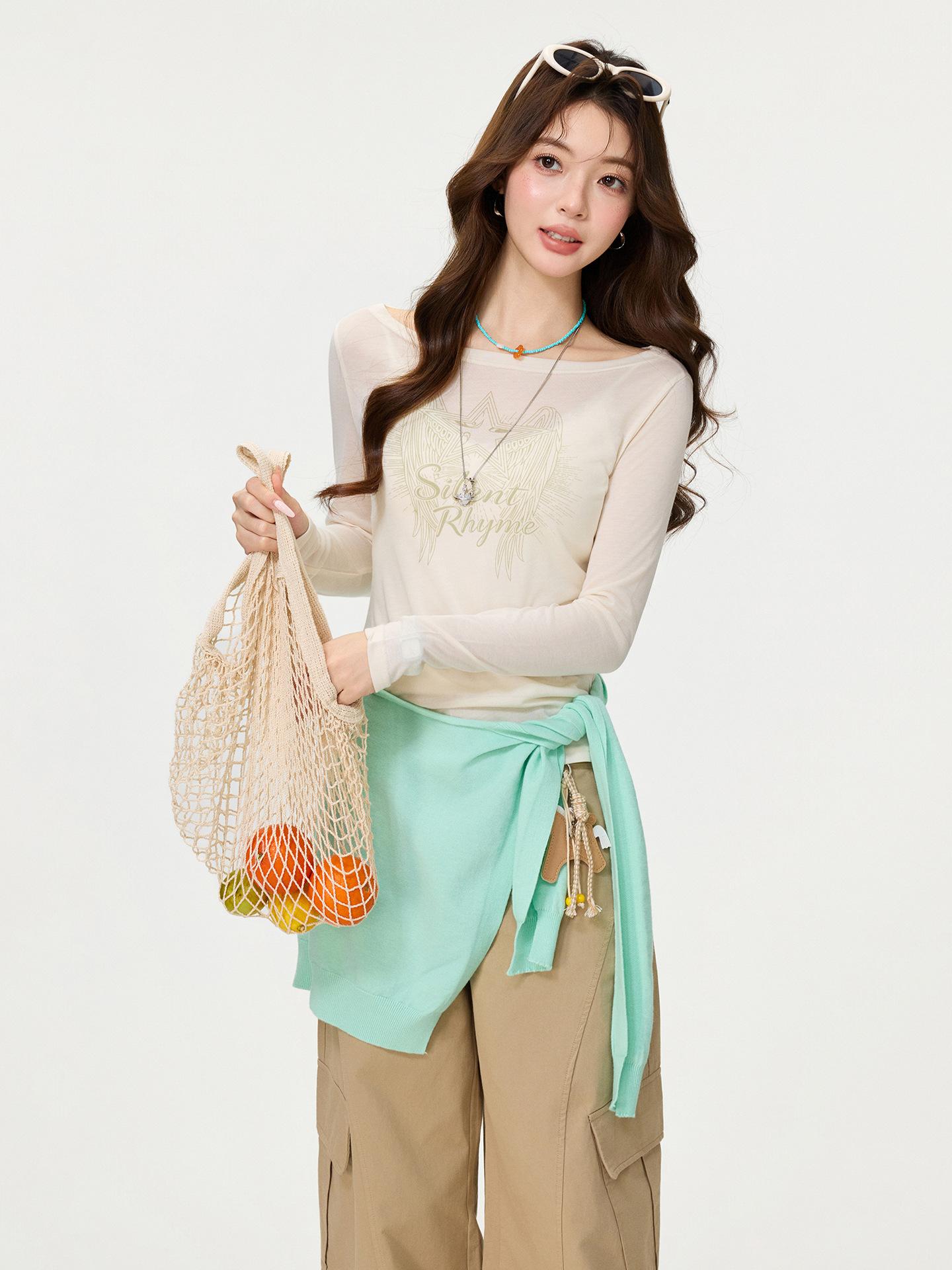 

Женская весенняя облегающая тонкая футболка с принтом букв, однотонная, с открытым плечом, косой воротник, крылья, длинный рукав S