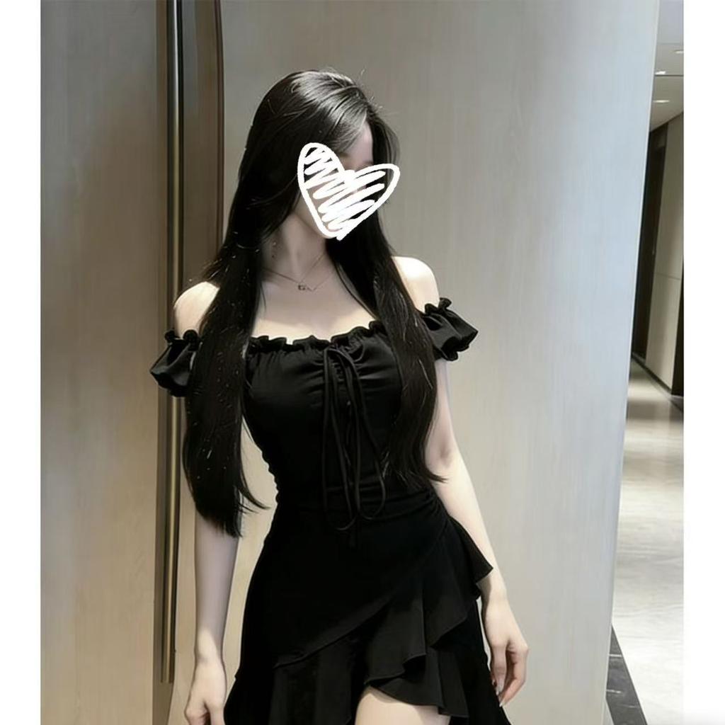 Black irregular dress women's ruffle edge 2026 summer new one-word shoulder sexy skirt women's waist