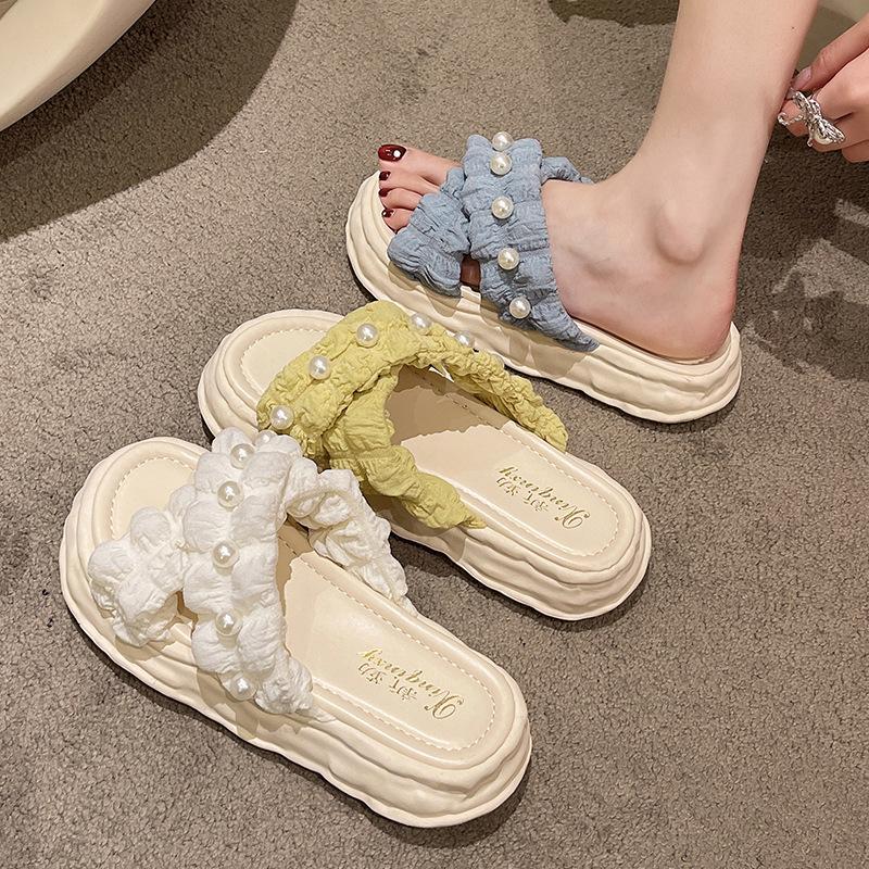 Fairy wind sandals summer wear 2025 new dissolved platform muffin shoes seaside vacation beach slippers ins