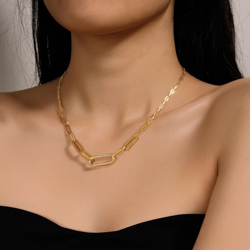 Wind Titanium Steel Diamond Chain Necklace Light Luxury Niche Design Female Collarbone Chain