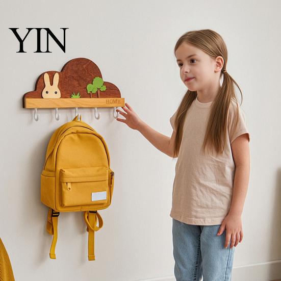 Adhesive Wall Hooks Solid Wood Key Holder with 5 Hooks, Decorative Mounted for Leashes Rack, Space Saving Organizer Entryway Kitchen And Office Rack