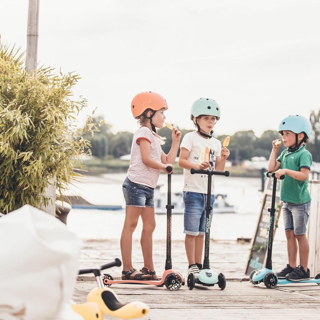 Scoot Ride Highway Kick 3LED Peach Kids Scooter Kickboard Tricycle Genuine Product & [Japanese Warranty]