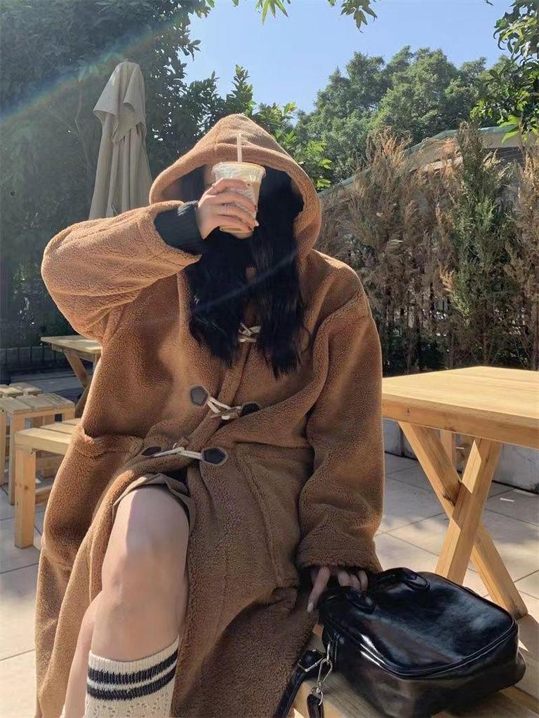 Horn Button Women's Lamb Wool Long Coat - College Style, Warm & Slim, Hooded, for Autumn/Winter 2023