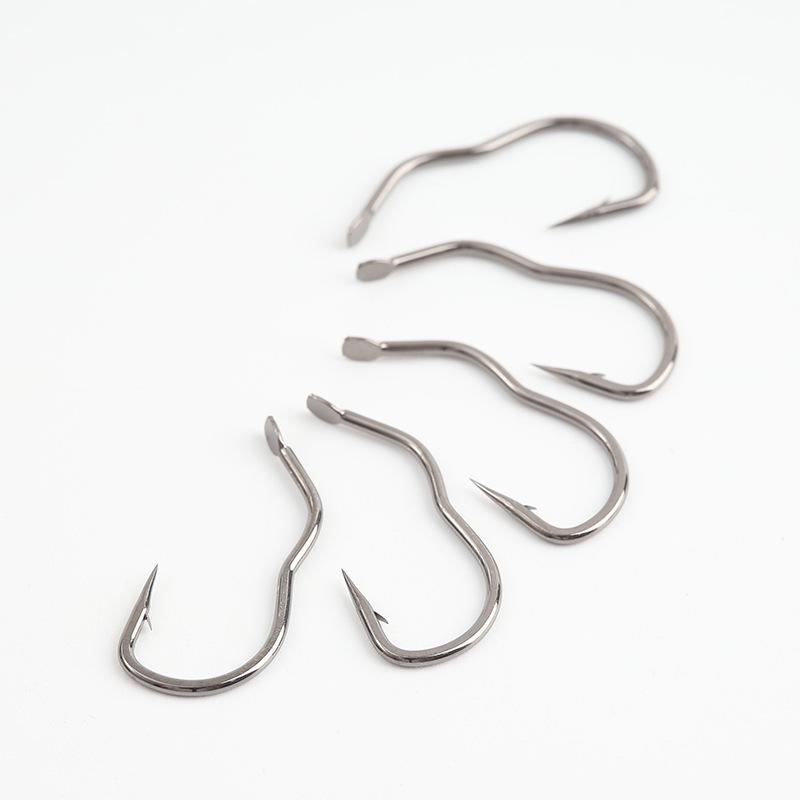 Automatic 3-Shaped Carbon Steel Fish Hook with Barb for Crucian Carp & Wild Fishing - Anti-Spit, Triple-Bend Design