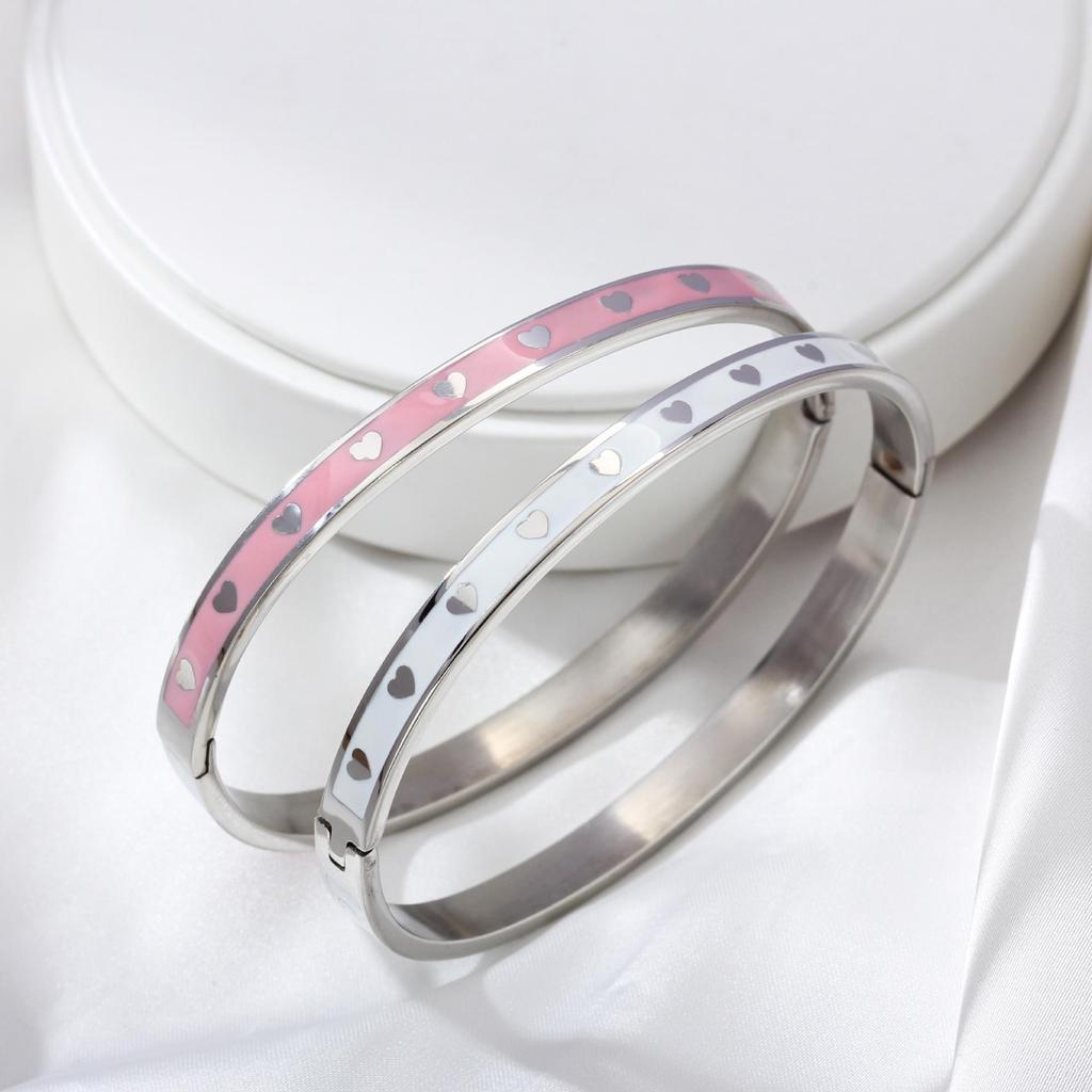 European Fashion Titanium Steel Enamel Bracelet with Drip Oil Finish - Versatile and Stylish Stainless Steel Accessory