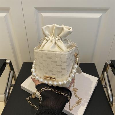 Premium Sense Small Bag Women's 2025 New Pumping Belt Bucket Bag Women's Leisure Chain Bag Beaded Shoulder Messenger Bag