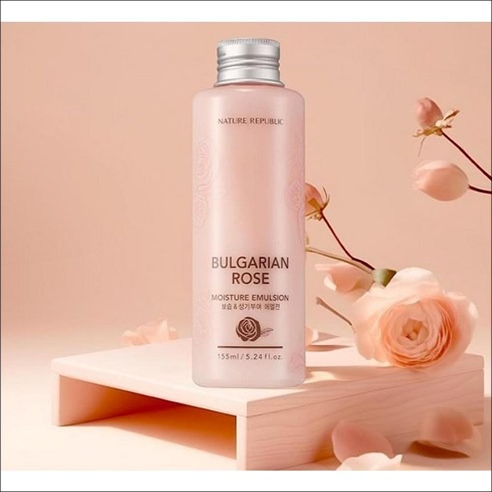 Nature Republic Bulgarian Rose Skincare Special Set (Toner 155ml + Emulsion 155ml + Essence 35ml + Cream 100ml + Foam Cleanser 120ml)