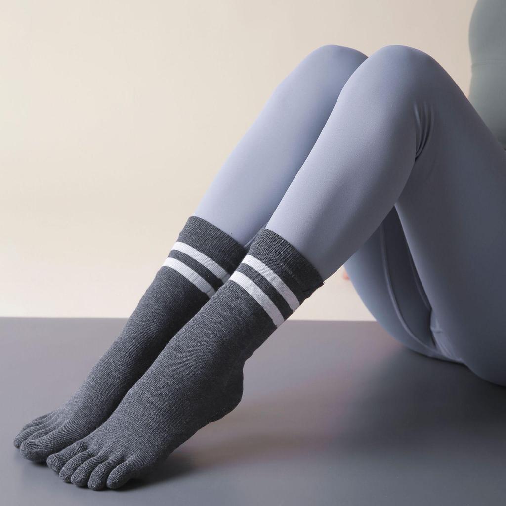 Women's Non-Slip Five-Finger Yoga Socks - Thick, Medium-Long Tube, Trendy Stripes, Sweat-Absorbent for Autumn & Winter.