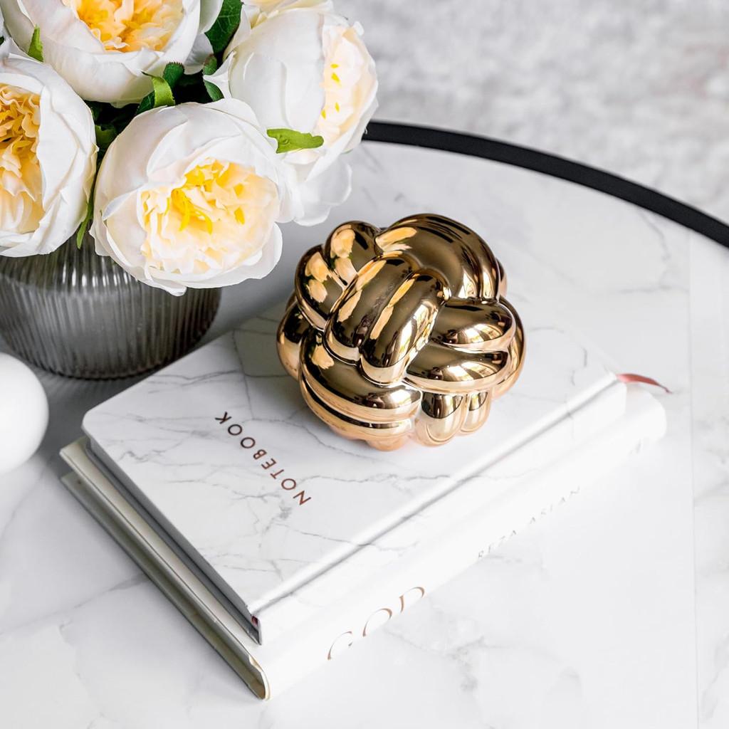 

Elegant Resin Twisted Sculpture Decorative Accent For Modern Home And Garden Spaces Golden
