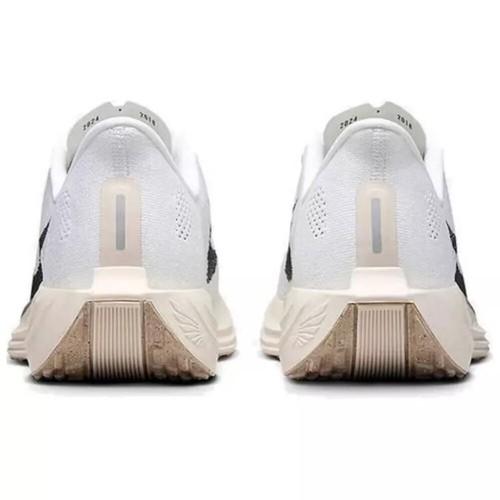 Nike Pegasus Plus Sail Orewood Low-Top Running shoes FQ7262-100