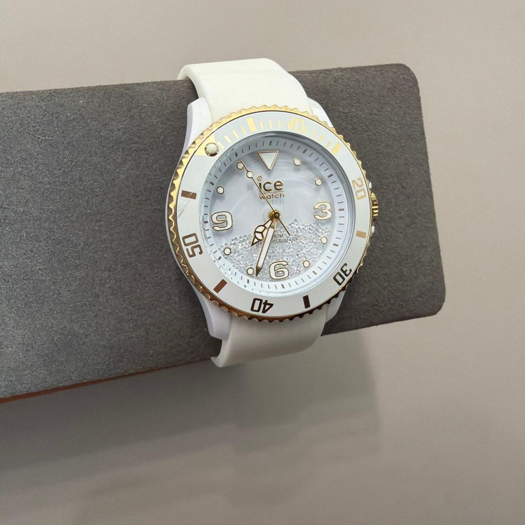 Used [Good condition] ice watch (out of battery)