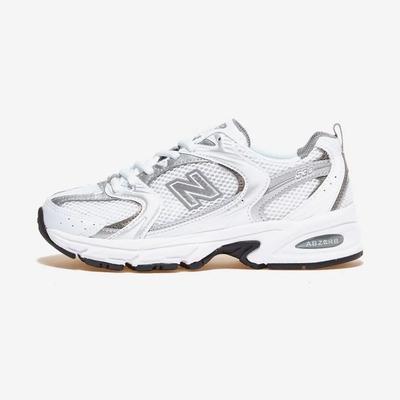 Încălțăminte unisex – Adidaşi