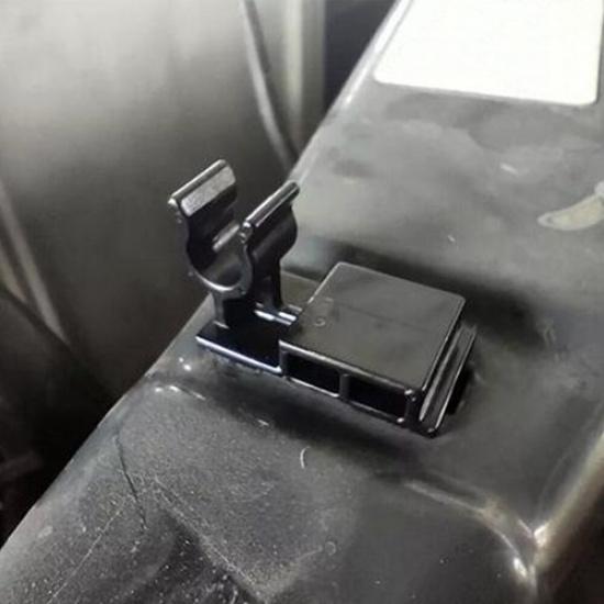 New Car Hood Prop Rod Holder Clip Support 8973013560 For Isuzu Dmax Mu-x Mu-7