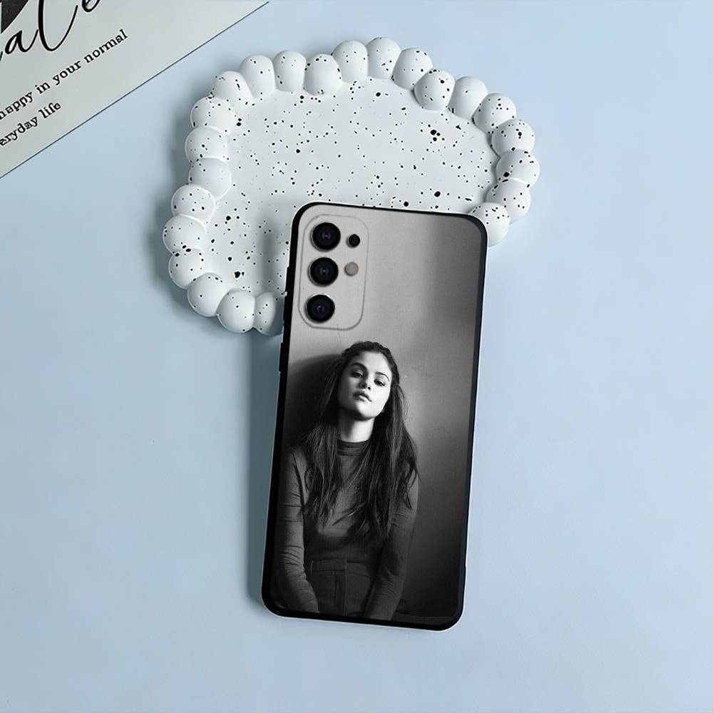 S-G-Selena- Gomez Soft Silicone Case for Samsung S25, S24, S21, S22, S23, S30, Ultra, S20, Plus, FE, Lite-Black