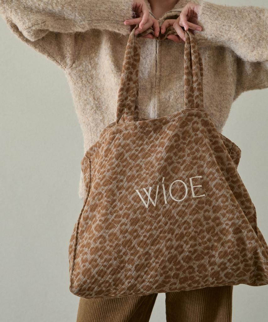 Wioe Leopard Corduroy Bag_Beige