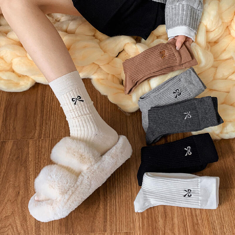 Pretty Ribbon Golji Medium Women s Socks white