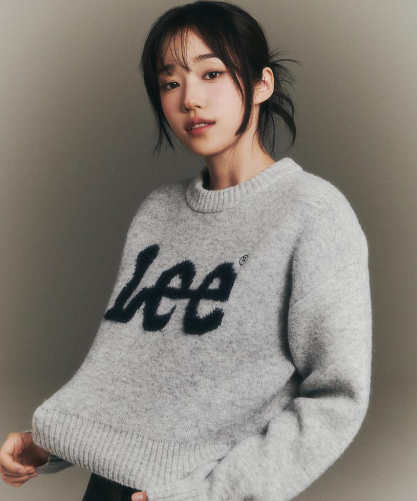 LEE Boucle Big Twitch Logo Knit Light Gray