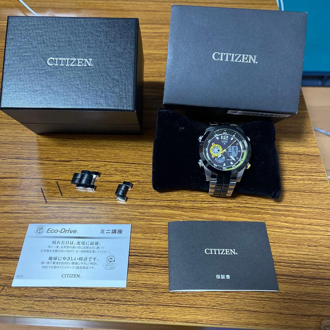 Б/у часы CITIZEN Citizen JZ1005-58E разноцветные