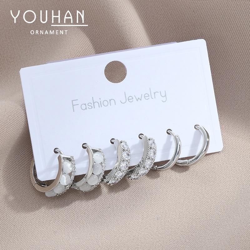 2023 Korean C-Shaped Ear Cuffs: Simple, Versatile Design with Three Pairs of Earrings
