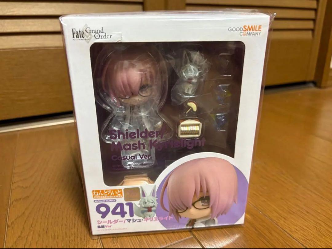 

[USED] Nendoroid 941 Shielder/Mashkyrielight