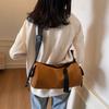 2025 winter new women's bag personalized niche shoulder bag trendy Korean version large capacity leisure sports crossbody pillow bag