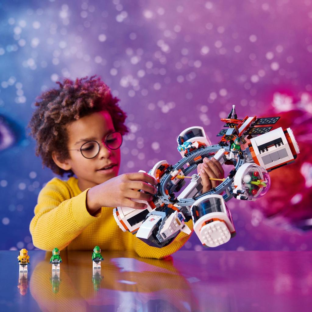 LEGO City Modular Space Station Toys Present Birthday Block Christmas Boys Girls Children 7 Years Old 8 Years Old 9 Years Old Elementary School