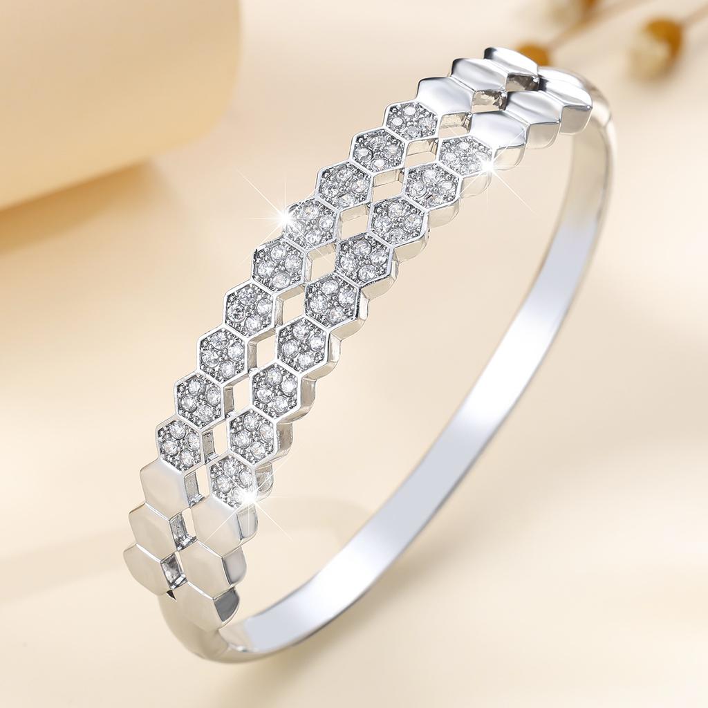 Honeycomb Jewelry Double Row Hexagon Light Luxury Bracelet Fashionable and Versatile