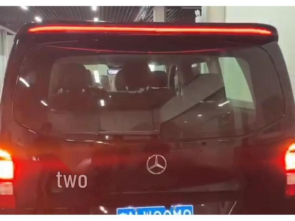 Breathing Light Spoiler Top Wing for 16-22 Mercedes-Benz Vito - Drill-Free Installation