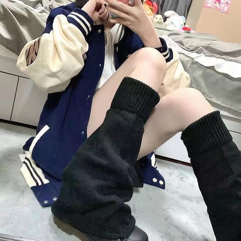 White Flare Warm Socks Women Wide Legs Gothic Style Warm Leg Warmers Featuring Knitted Minimalist Fashion Leg Warmers