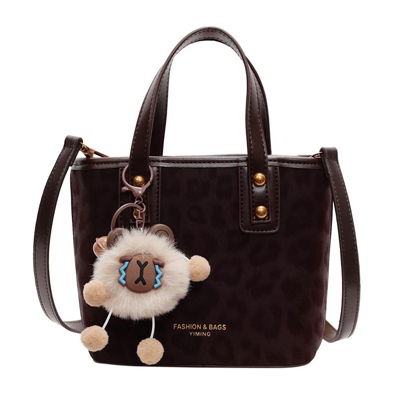 High-quality Wholesale Korean Trend Leopard Print Matte Texture Portable Bucket Bag Female Versatile Commuter Foreign Style Messenger Bag