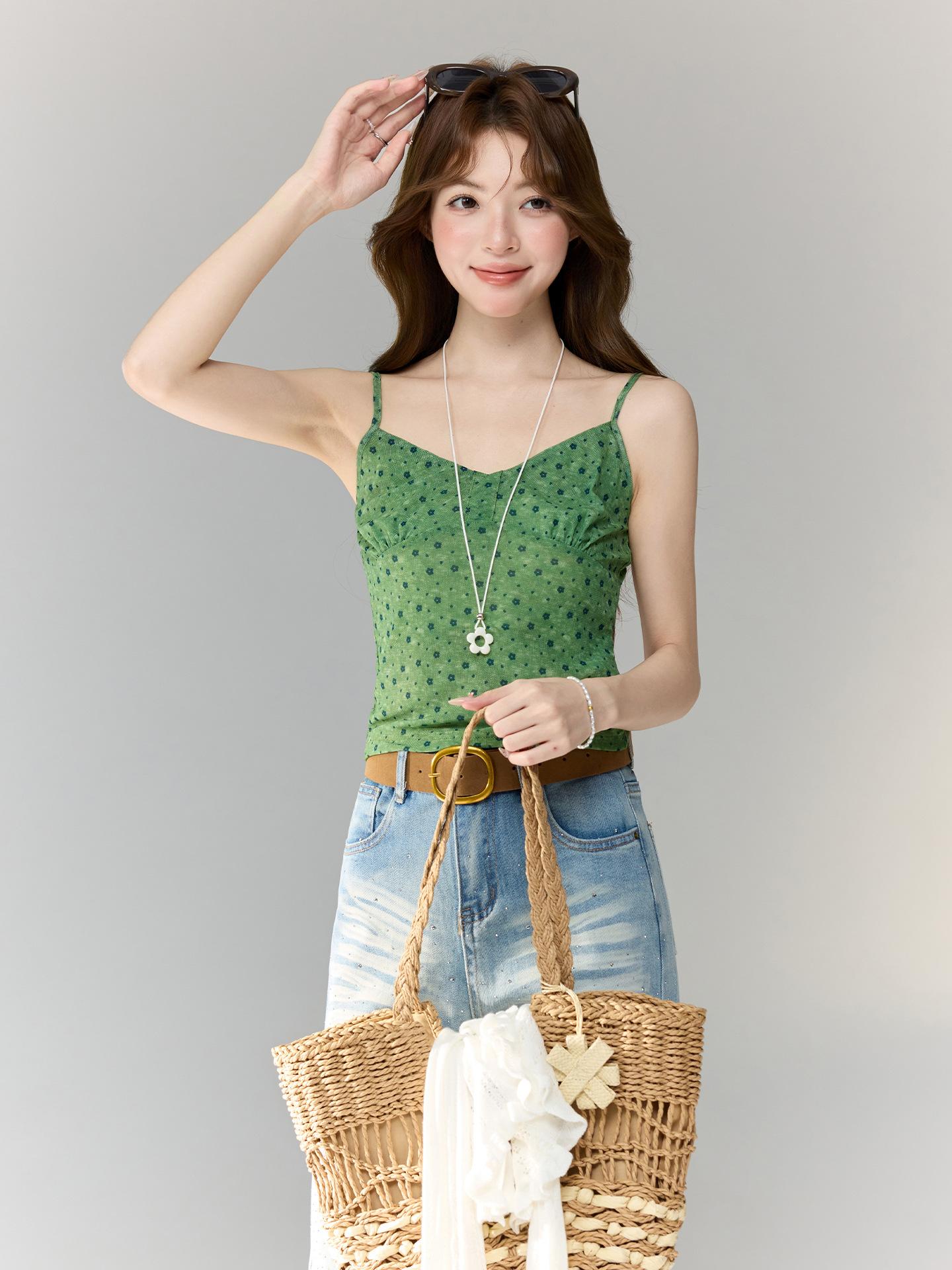 

Korean version of floral BM style sexy V-neck sling vest for women s summer babes with slim-fitting short top S зелёный