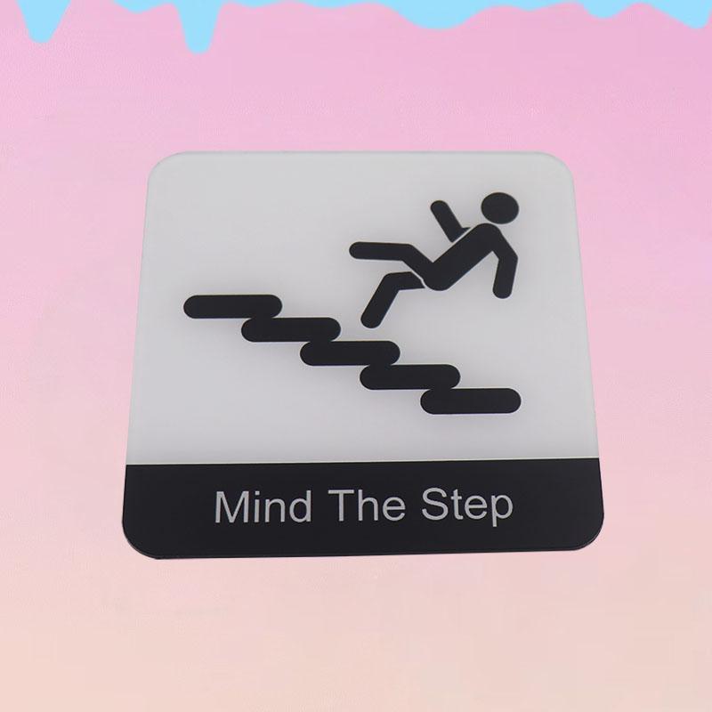 Acrylic Creative Signage Mind The Step Sign Wall Label Sticker Warning Badge for Shopping malls Subway stations Office Schools Residential Corridor