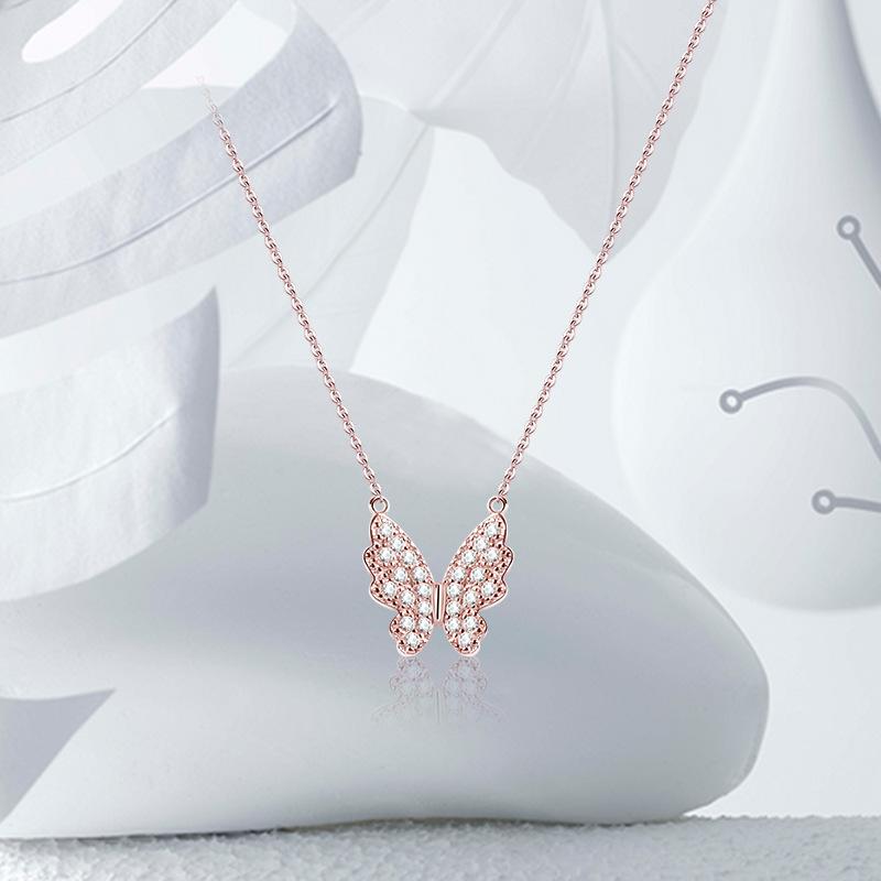 Butterfly Necklace for Women, Light Luxury Super Fairy Socialite Style Collarbone Chain Sweater Chain Accessories