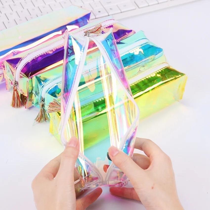 Kawaii Laser Transparent Reflekterande Pennfodral Väska Stor Kapacitet Skolmaterial Skrivmaterial Förvaring av Pennor Slumpmässig